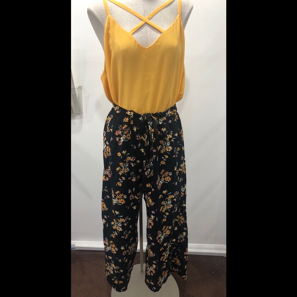 PLUS SIZE ❤️ Torrid Tie Front Palazzo Pants